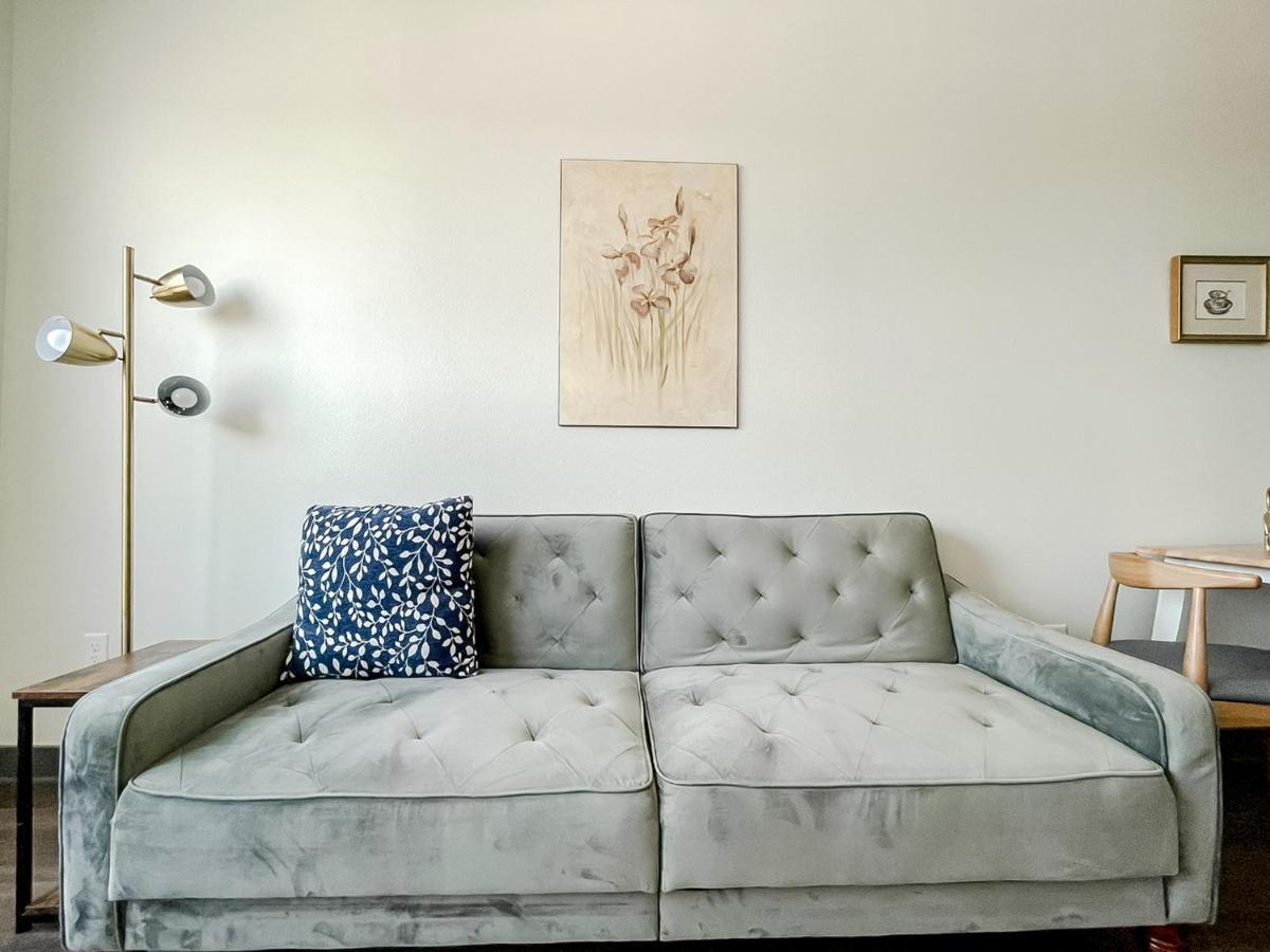 Sleepover 1Bd 1Ba Des Moines Apartments Ngoại thất bức ảnh