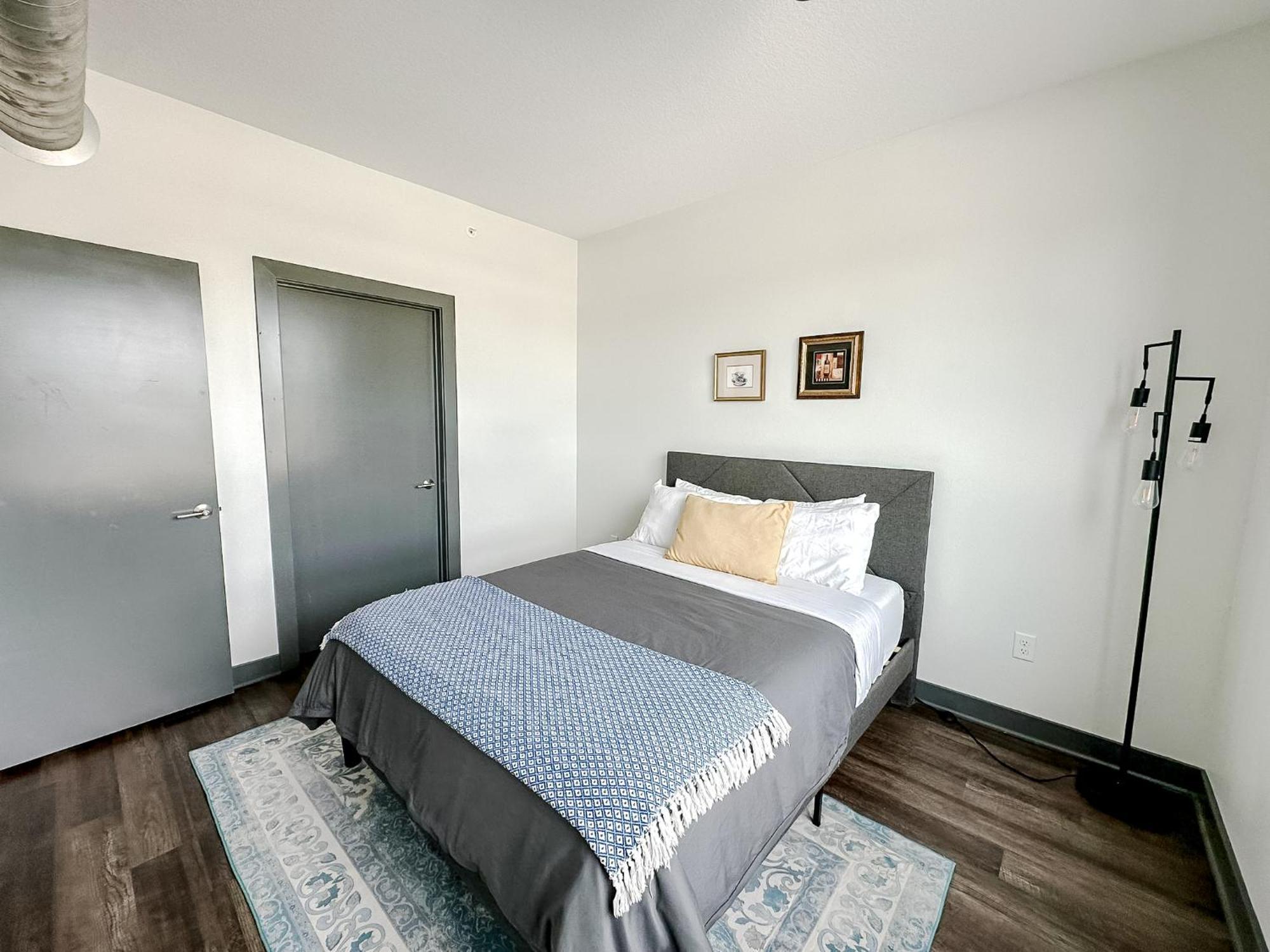 Sleepover 1Bd 1Ba Des Moines Apartments Ngoại thất bức ảnh